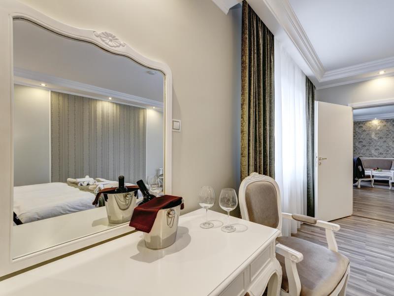 Boutique Hotel Diama Mratín Kültér fotó