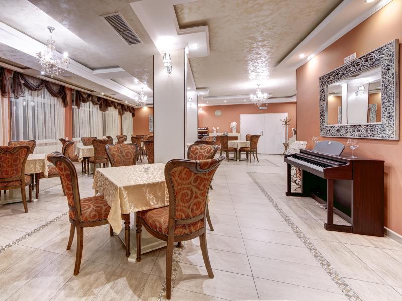 Boutique Hotel Diama Mratín Kültér fotó