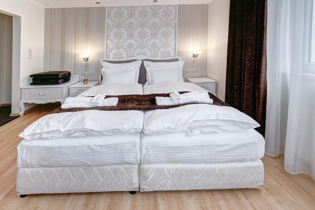 Boutique Hotel Diama Mratín Szoba fotó