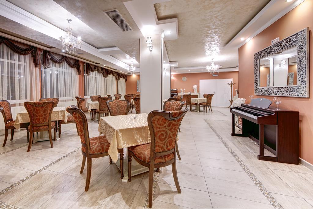 Boutique Hotel Diama Mratín Kültér fotó