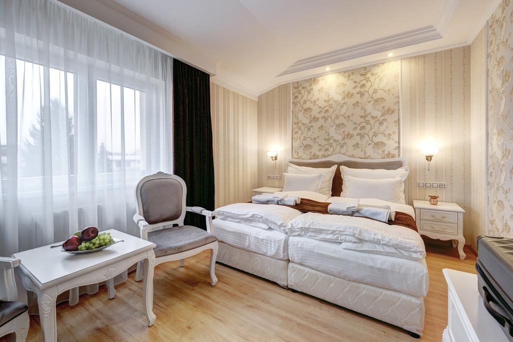Boutique Hotel Diama Mratín Szoba fotó