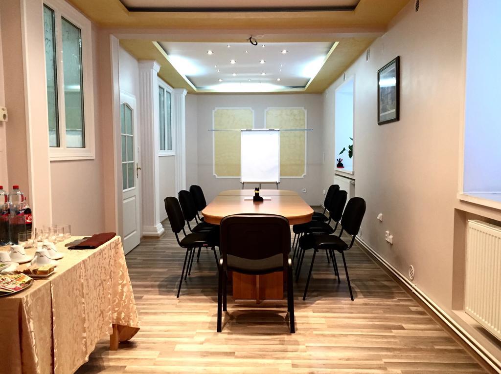 Boutique Hotel Diama Mratín Kültér fotó